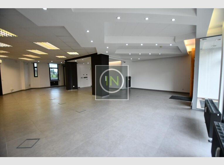 Local commercial à louer à Strassen (LU) - Réf. 6344513