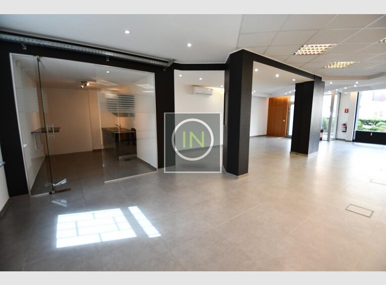 Local commercial à louer à Strassen (LU) - Réf. 6344513