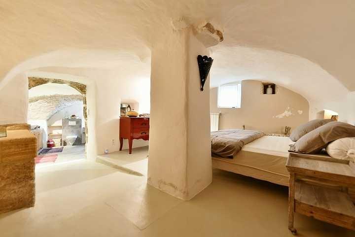 Maison mitoyenne à vendre à Uzès