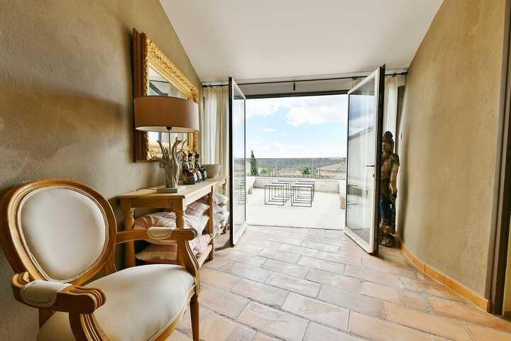 Maison mitoyenne à vendre à Uzès