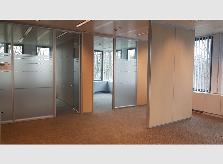 Bureau à louer à Senningerberg (LU) - Réf. 6675345