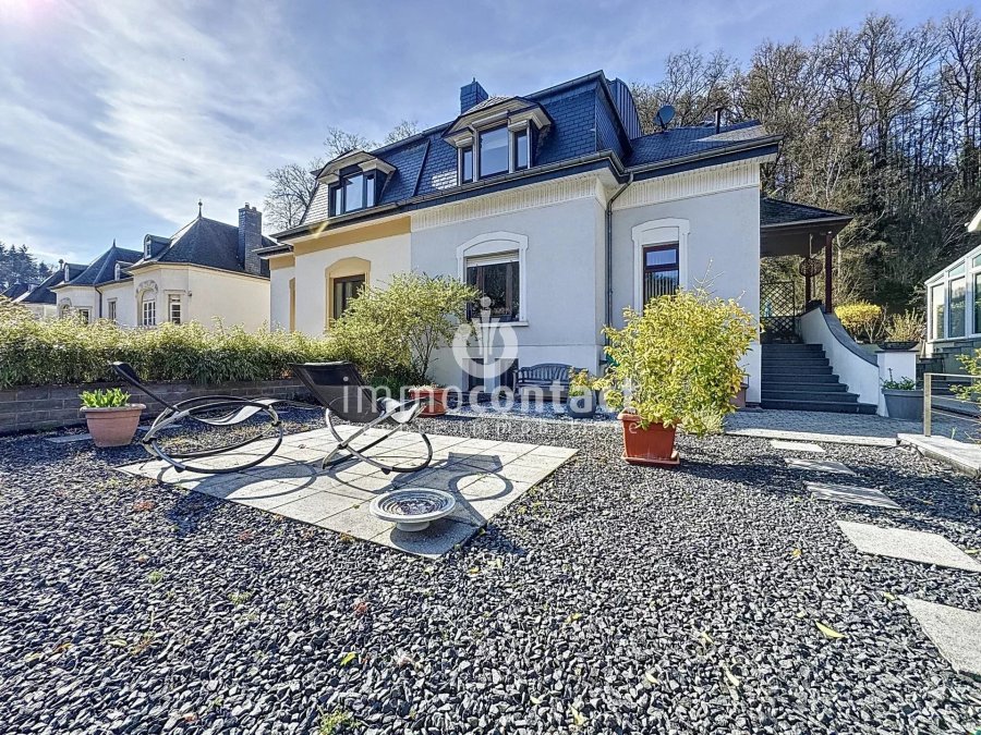Maison à vendre 4 chambres à Luxembourg-Neudorf