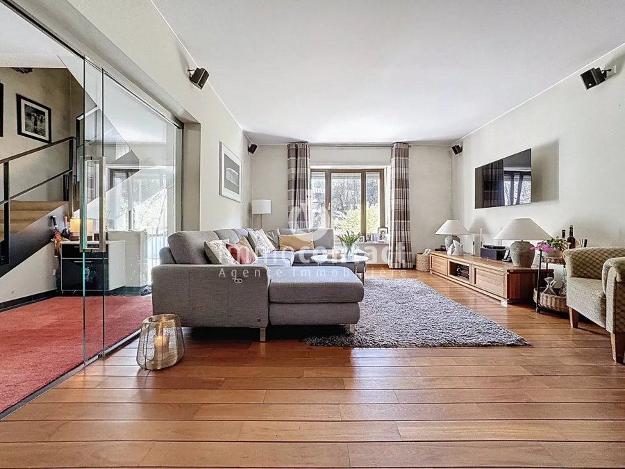Maison à vendre 4 chambres à Luxembourg-Neudorf