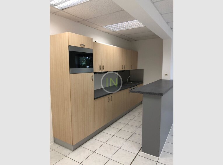 Bureau à louer à Sandweiler - Réf. 6941345