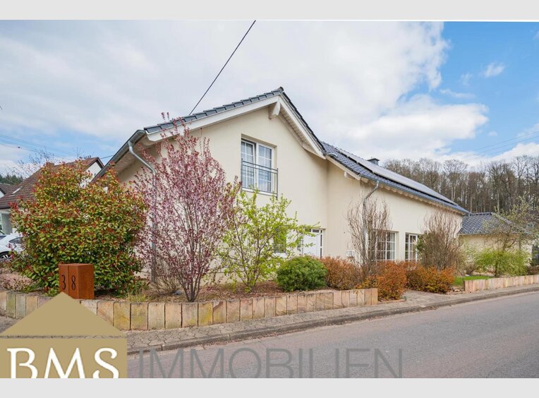 Villa à vendre 7 Pièces à Merzig (DE) - Réf. 7230129