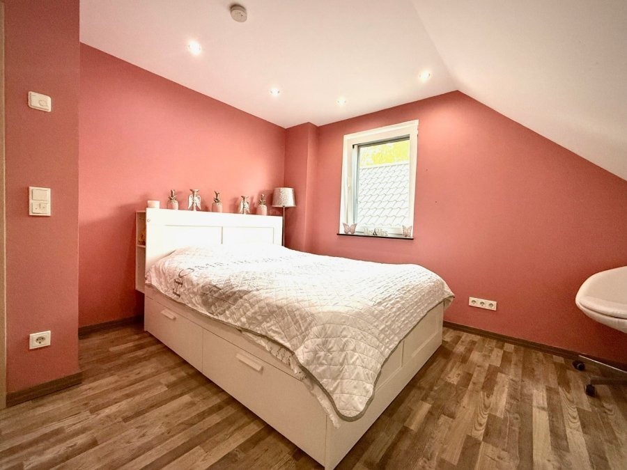 Einfamilienhaus zu verkaufen 4 Schlafzimmer in Plascheid