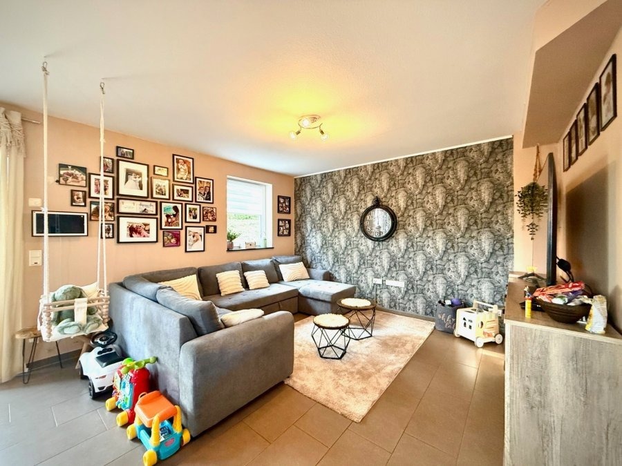 Einfamilienhaus zu verkaufen 4 Schlafzimmer in Plascheid