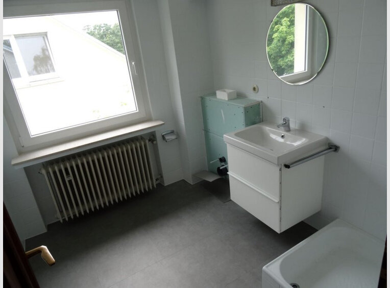 Doppelhaushälfte zur Miete 5 Zimmer in Strassen (LU) - Ref. 6872497