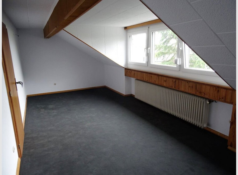 Doppelhaushälfte zur Miete 5 Zimmer in Strassen (LU) - Ref. 6872497
