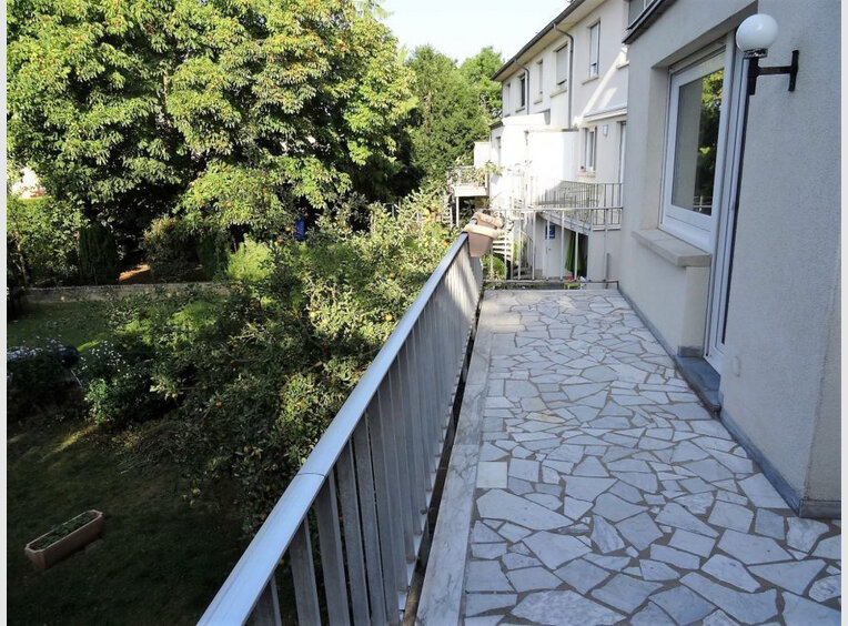 Doppelhaushälfte zur Miete 5 Zimmer in Strassen (LU) - Ref. 6872497