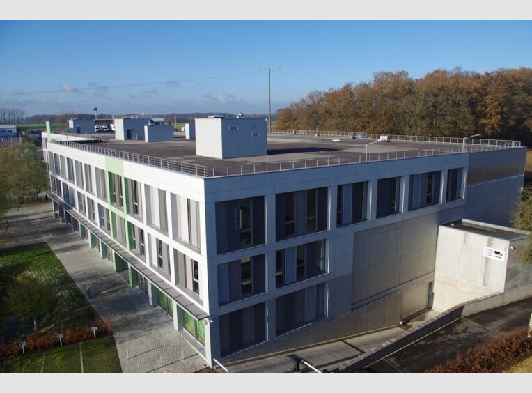 Bureau à louer à Windhof (LU) - Réf. 6131409