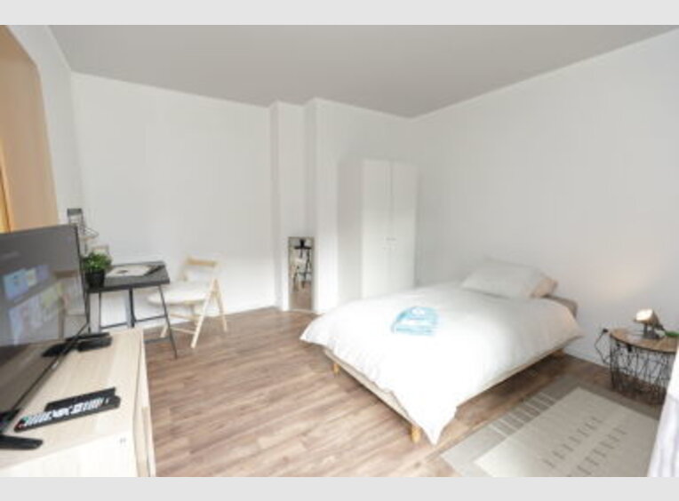 Schlafzimmer zur Miete 8 Zimmer in Leudelange (LU) - Ref. 7181297