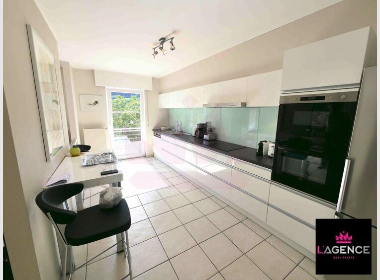 Appartement à vendre 4 Chambres à Walferdange (LU) - Réf. 6884593
