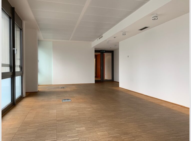 Bureau à louer à Belval - Réf. 7332354