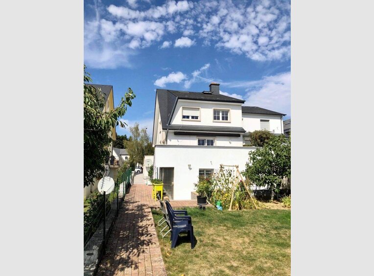House for sale 6 bedrooms in Leudelange (LU) - Ref. 7145250