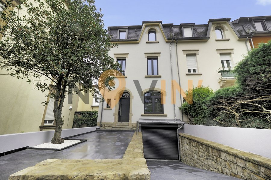 Maison à vendre 5 chambres à Luxembourg-Bonnevoie