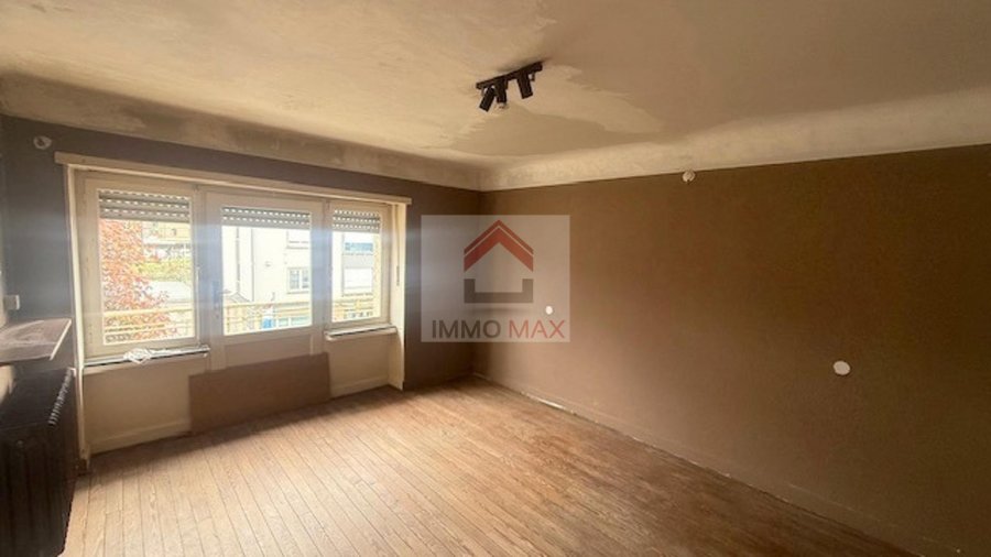 Maison à vendre 6 chambres à Bettembourg