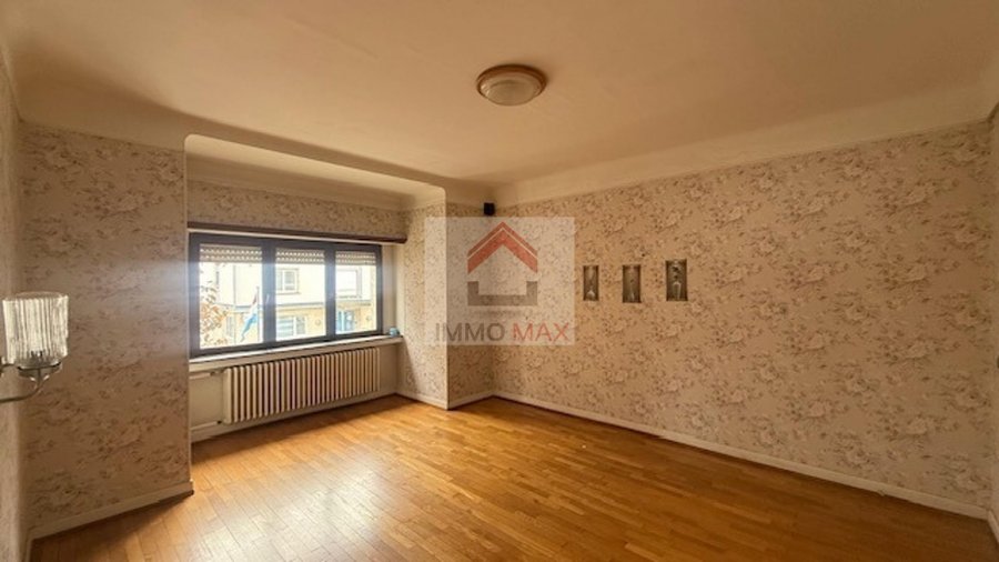 Maison à vendre 6 chambres à Bettembourg