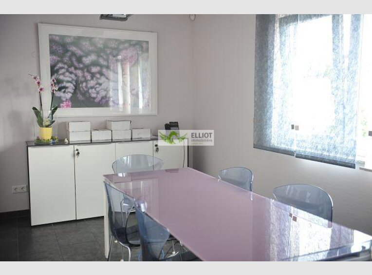 Bureau à louer à Esch-sur-Alzette (LU) - Réf. 6570834