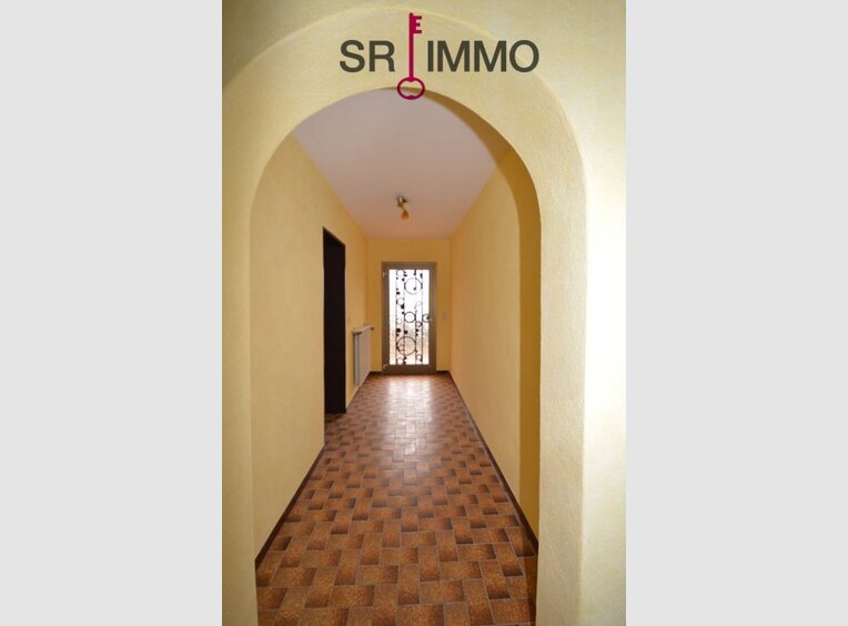 Haus zum Kauf 7 Zimmer in Zweifelscheid (DE) - Ref. 6660962