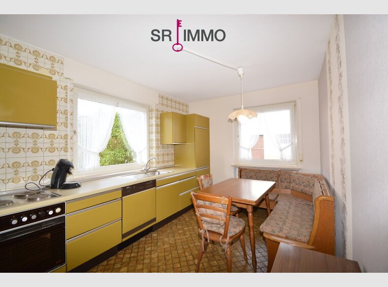Haus zum Kauf 7 Zimmer in Zweifelscheid (DE) - Ref. 6660962