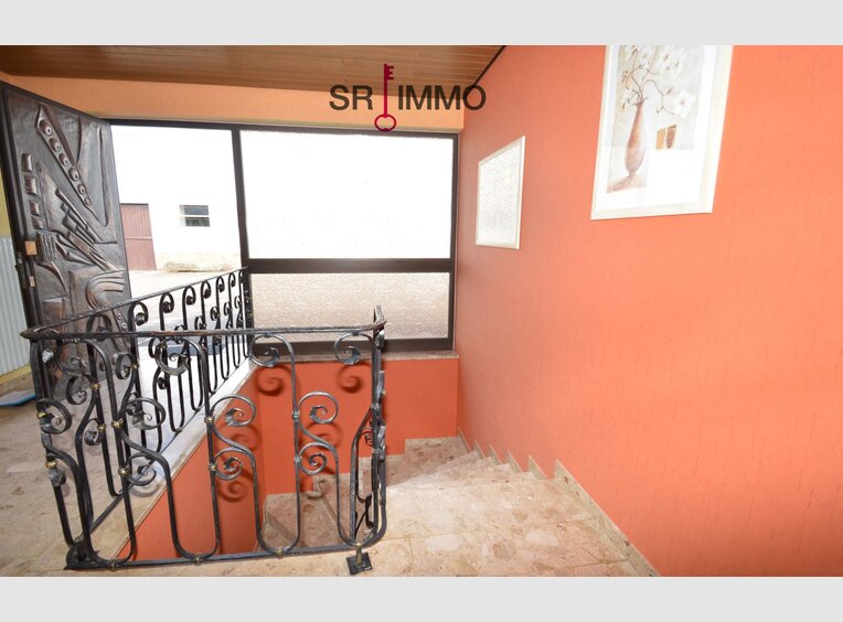 Haus zum Kauf 7 Zimmer in Zweifelscheid (DE) - Ref. 6660962