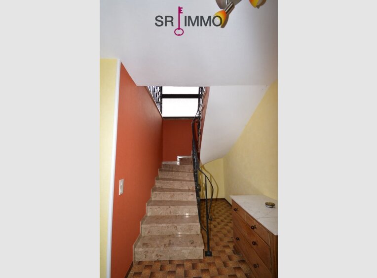 Haus zum Kauf 7 Zimmer in Zweifelscheid (DE) - Ref. 6660962