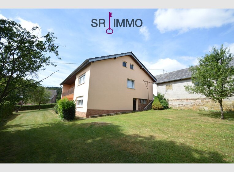 Haus zum Kauf 7 Zimmer in Zweifelscheid (DE) - Ref. 6660962