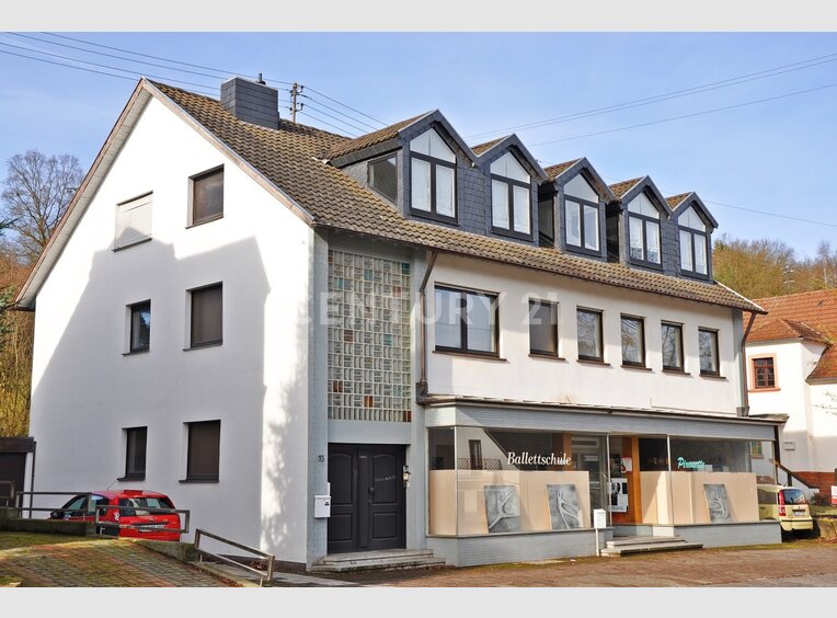 Immeuble de rapport à vendre 12 Pièces à Rehlingen-Siersburg (DE) - Réf. 7203442