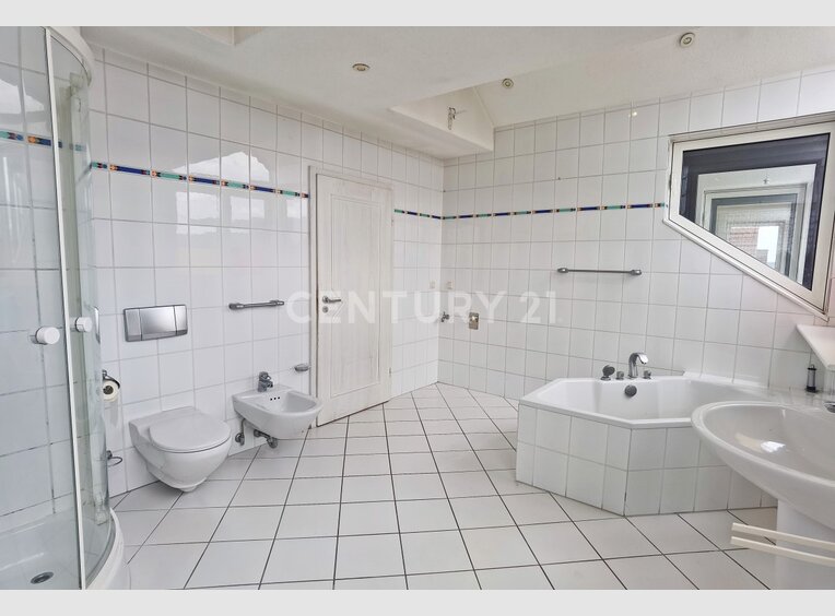Immeuble de rapport à vendre 12 Pièces à Rehlingen-Siersburg (DE) - Réf. 7203442