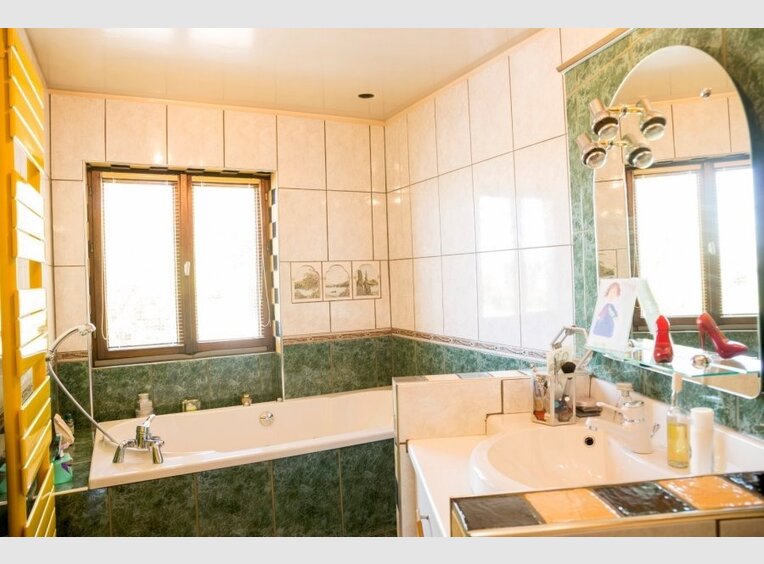Maison individuelle à vendre 5 Chambres à Virton (BE) - Réf. 6360690