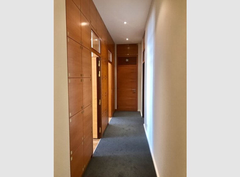 Bureau à louer 7 Chambres à Luxembourg-Centre ville - Réf. 4158338