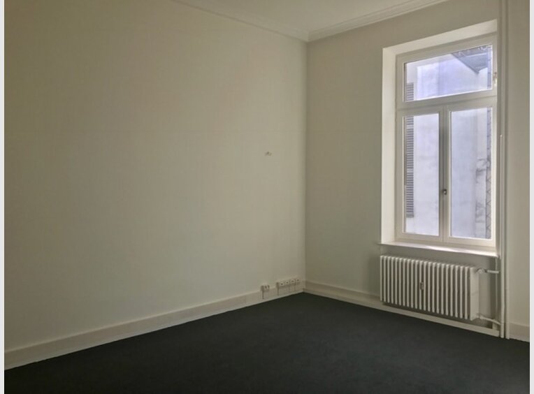 Bureau à louer 7 Chambres à Luxembourg-Centre ville - Réf. 4158338