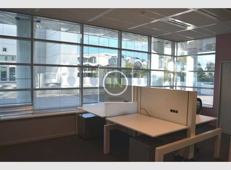 Bureau à louer à Capellen (LU) - Réf. 6177682