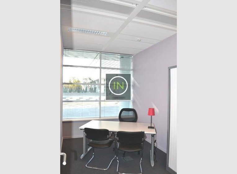 Bureau à louer à Capellen (LU) - Réf. 6177682