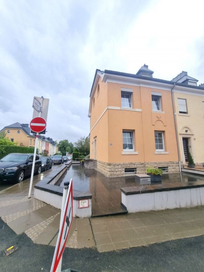 Maison à vendre 3 chambres à Luxembourg-Gasperich