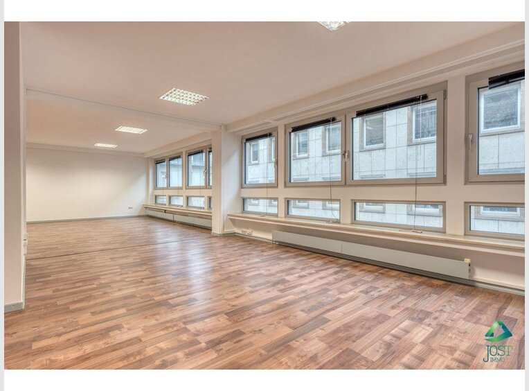 Bureau à vendre à Luxembourg-Centre ville - Réf. 7104706