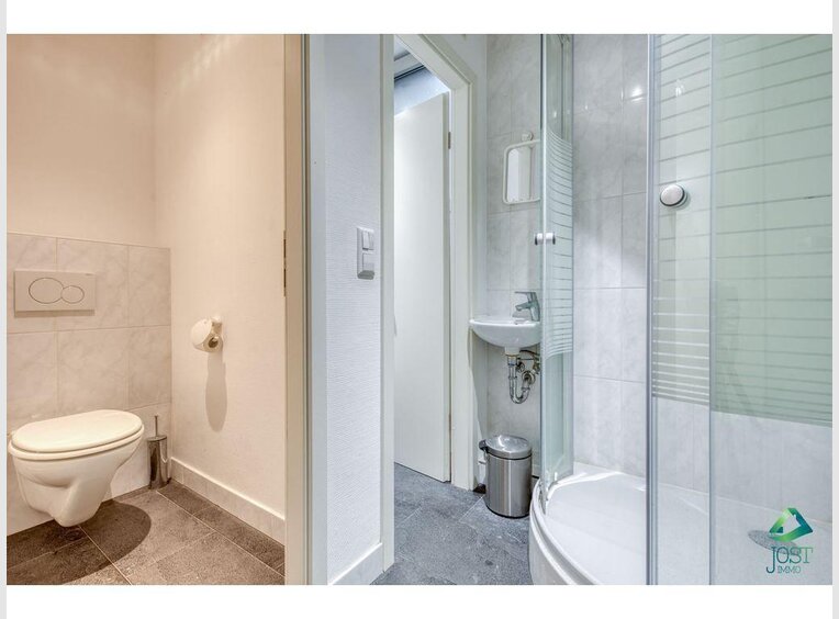 Bureau à vendre à Luxembourg-Centre ville - Réf. 7104706