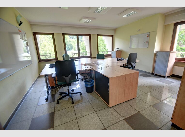Bureau à vendre à Luxembourg (LU) - Réf. 6858194