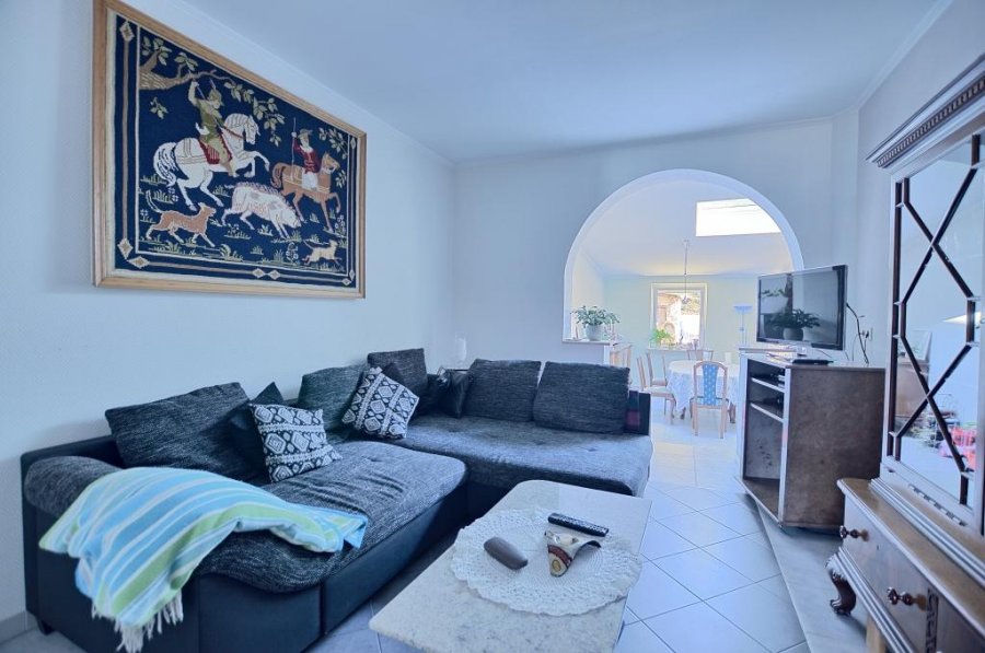 Maison individuelle à vendre 5 chambres à Dudelange