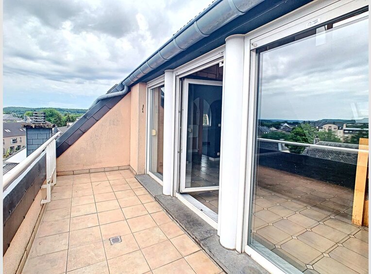 Appartement à vendre 2 Chambres à Bascharage (LU) - Réf. 6514179
