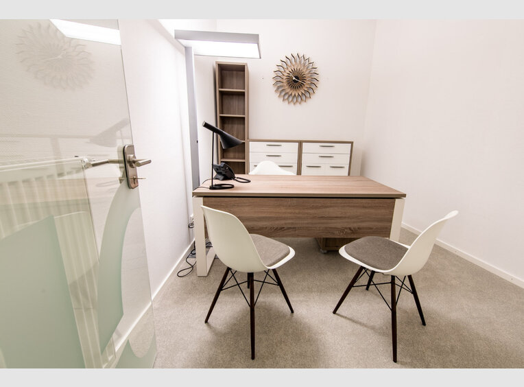 Bureau à louer à Luxembourg (LU) - Réf. 6888995