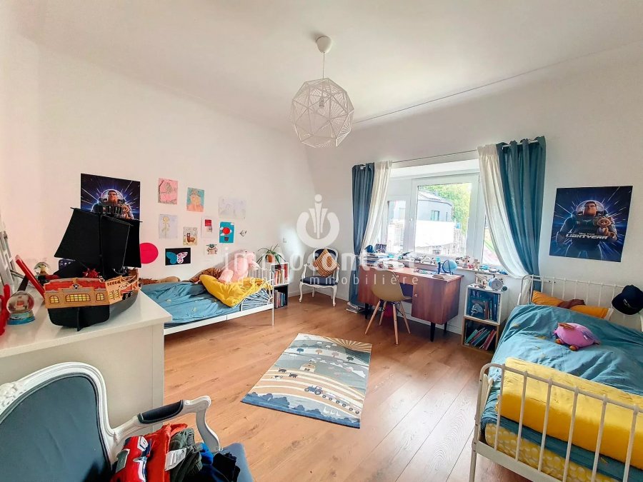 Maison à vendre 5 chambres à Luxembourg-Neudorf