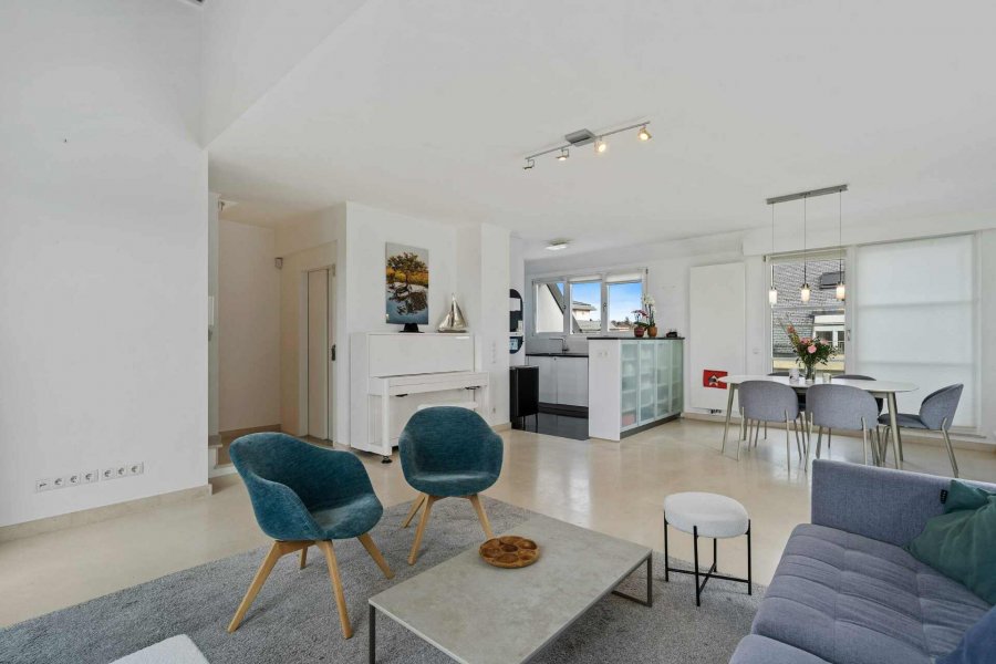 Triplex à vendre 5 chambres à Alzingen