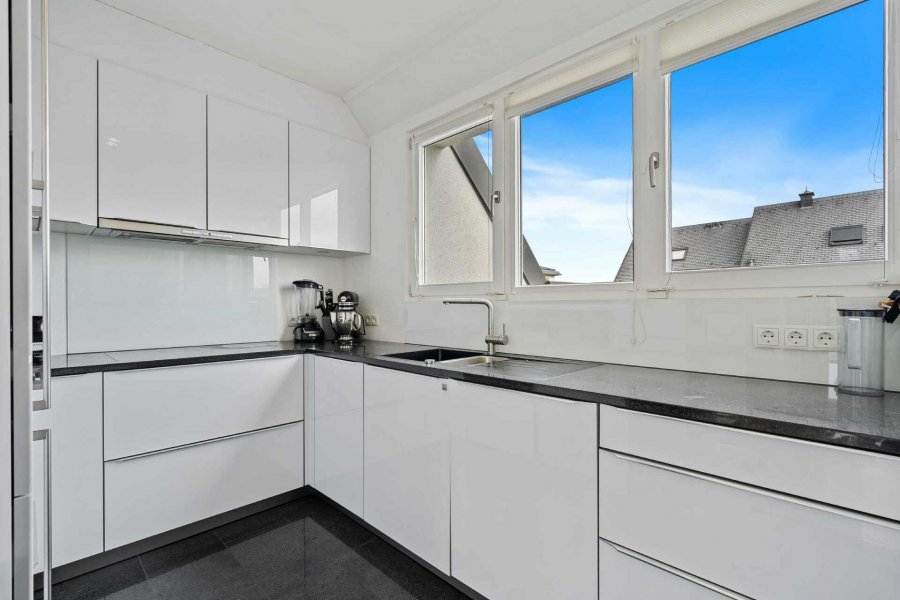 Triplex à vendre 5 chambres à Alzingen