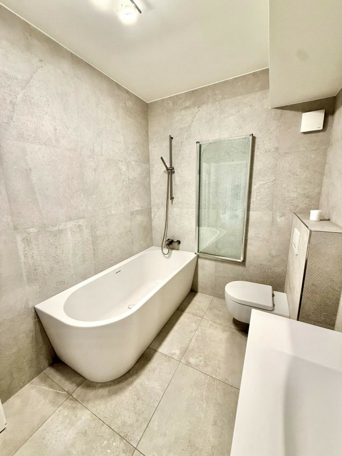 Triplex à vendre 5 chambres à Alzingen