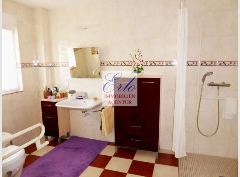 House for sale 7 rooms in Wincheringen (DE) - Ref. 6705475