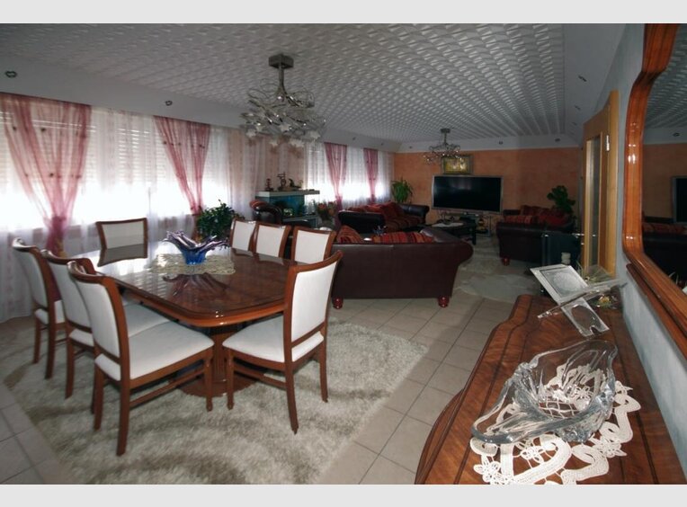 Haus zum Kauf 8 Zimmer in Belvaux (LU) - Ref. 5231171