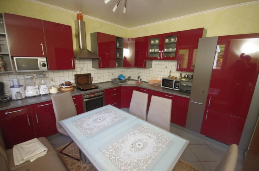 Maison à vendre 8 chambres à Belvaux