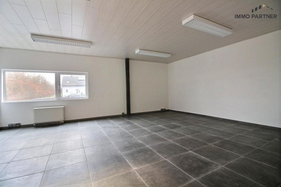 Büro zu vermieten in Troisvierges